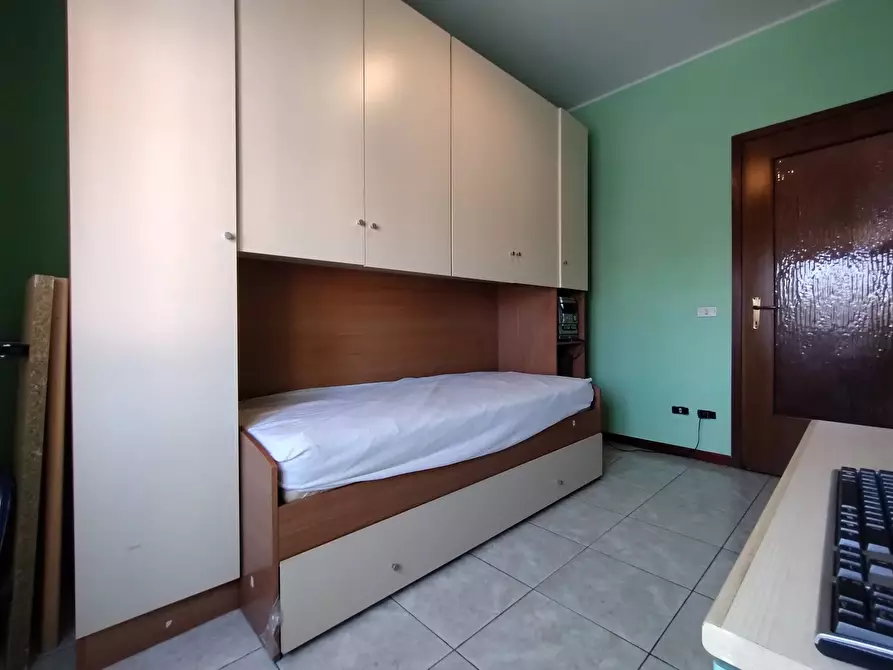 Immagine 24 di Casa semindipendente in vendita  in via piave a Busnago