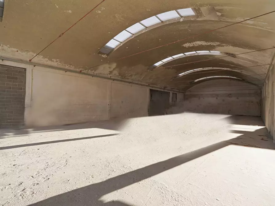 Immagine 6 di Capannone industriale in vendita  in Ferrari 75 a Vertova