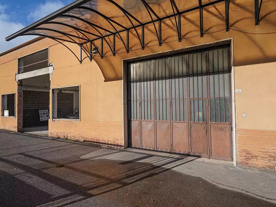 Immagine 14 di Capannone industriale in vendita  in Ferrari 75 a Vertova