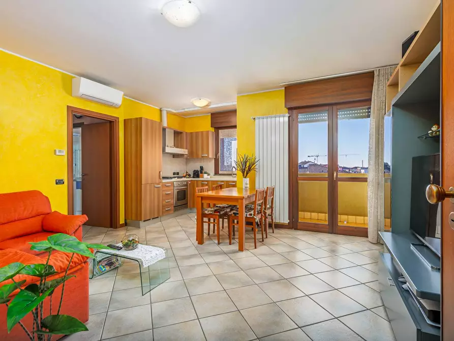 Immagine 2 di Appartamento in vendita  in Amadeo Duca D'Aosta 18 a Arcene