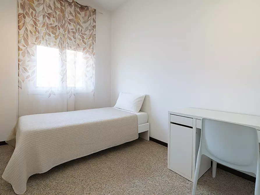 Immagine 13 di Appartamento in vendita  in VIA GIORDANO 6 a Bergamo