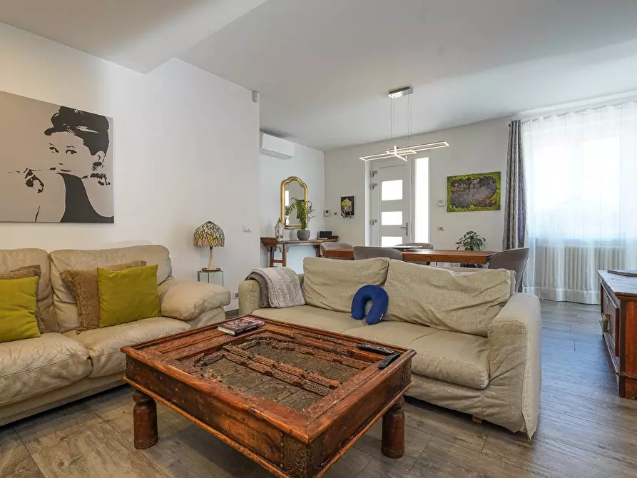 Immagine 13 di Appartamento in vendita  a Mozzo