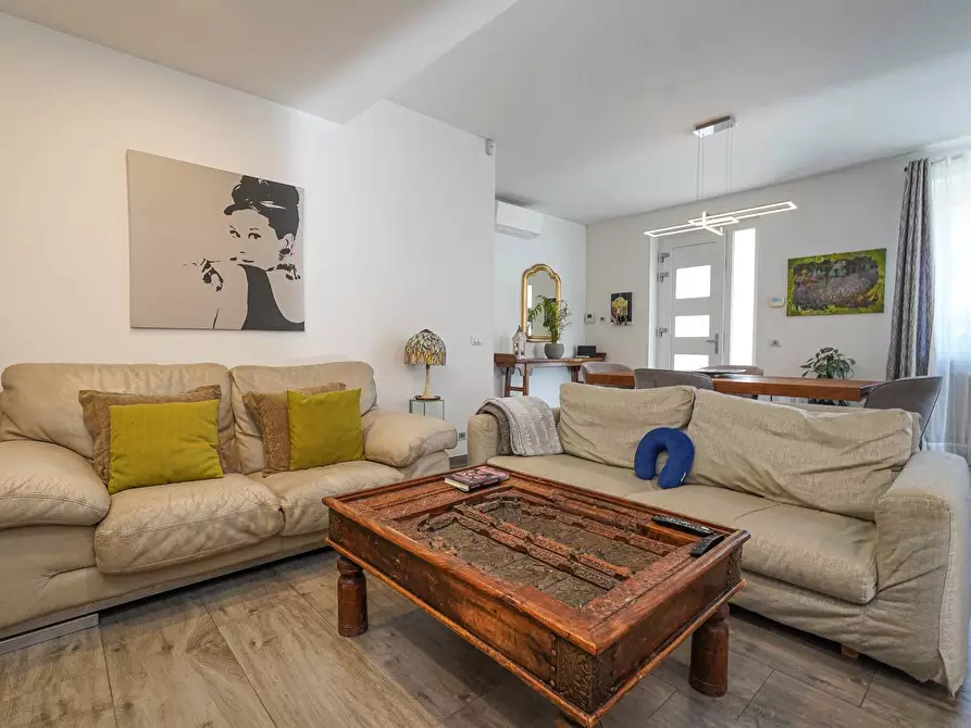 Immagine 14 di Appartamento in vendita  a Mozzo