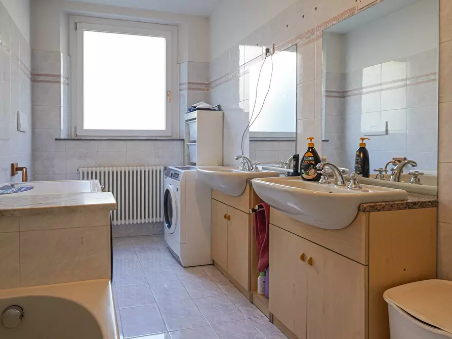 Immagine 33 di Appartamento in vendita  a Mozzo