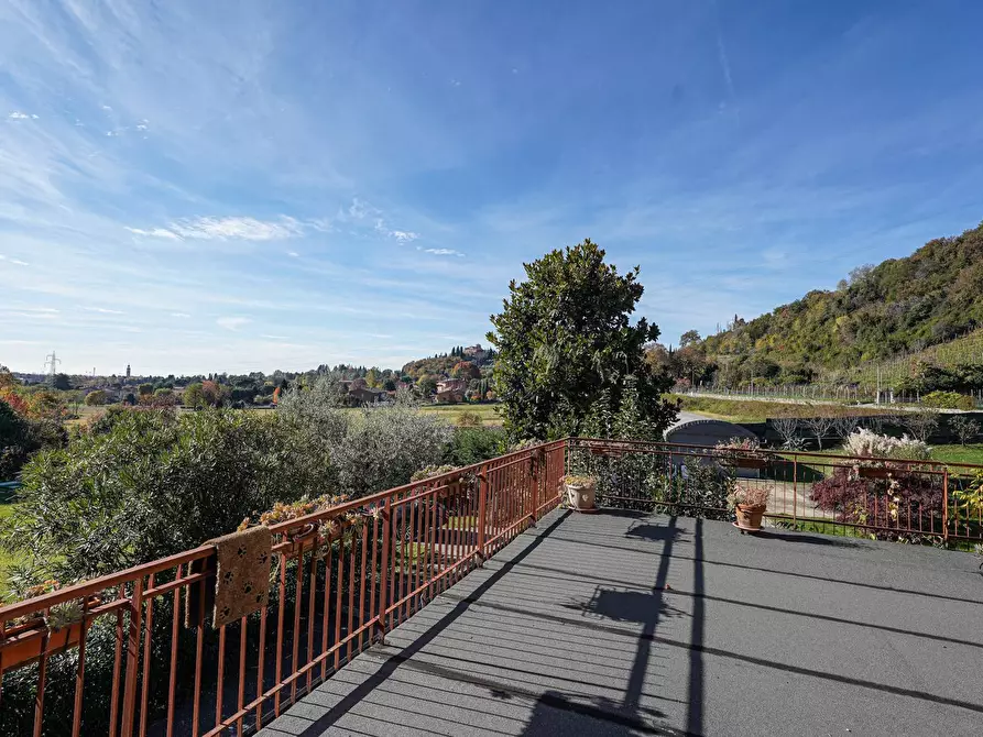 Immagine 36 di Appartamento in vendita  a Mozzo