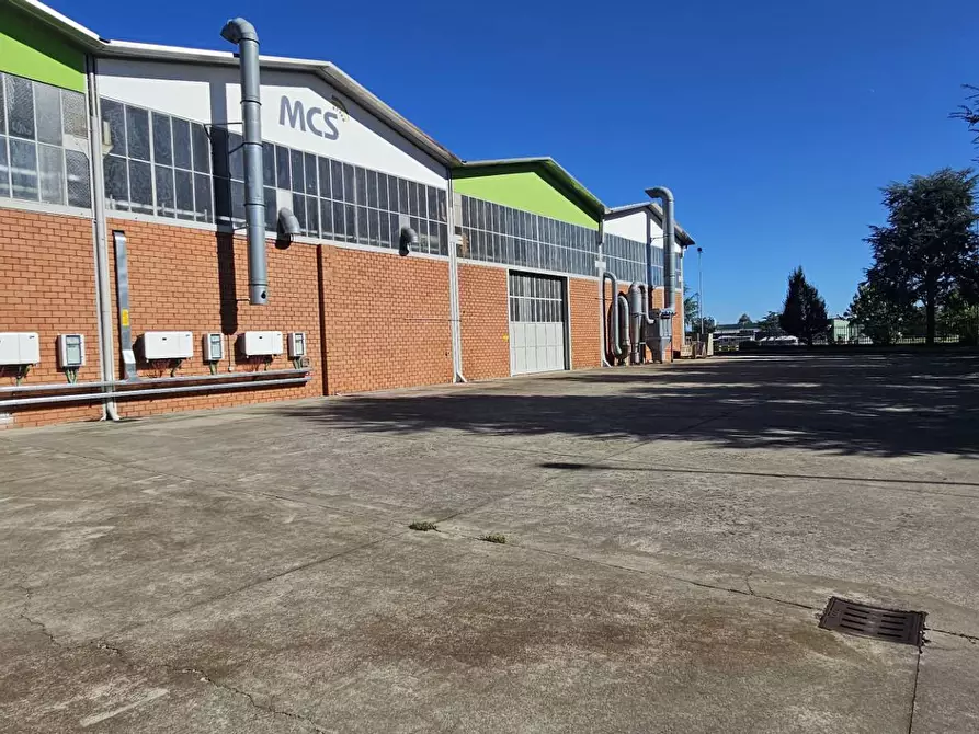 Immagine 1 di Capannone industriale in vendita  in VIA PROVINCIALE 581 a Urgnano