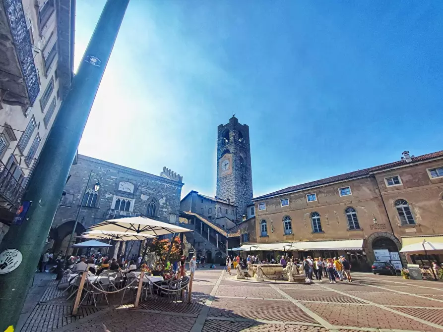 Immagine 3 di Appartamento in vendita  a Bergamo