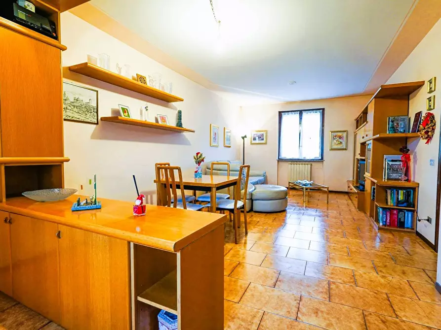 Immagine 3 di Appartamento in vendita  in VIA CADORNA 110 a Treviolo