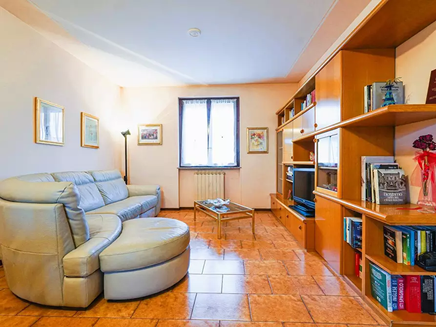 Immagine 7 di Appartamento in vendita  in VIA CADORNA 110 a Treviolo