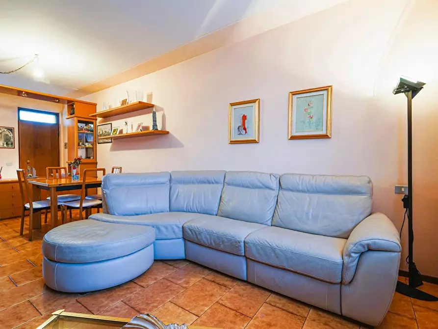 Immagine 8 di Appartamento in vendita  in VIA CADORNA 110 a Treviolo