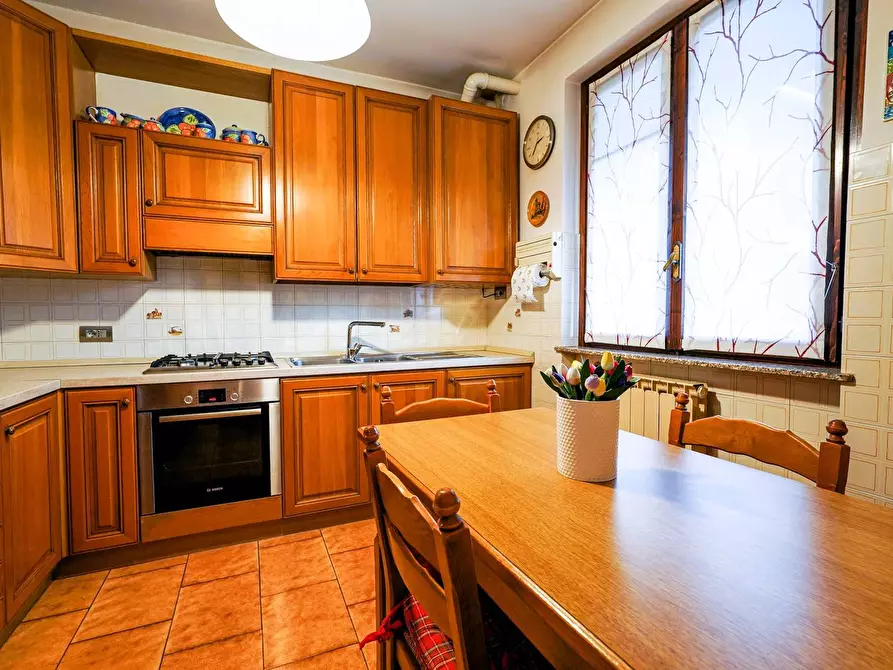 Immagine 14 di Appartamento in vendita  in VIA CADORNA 110 a Treviolo