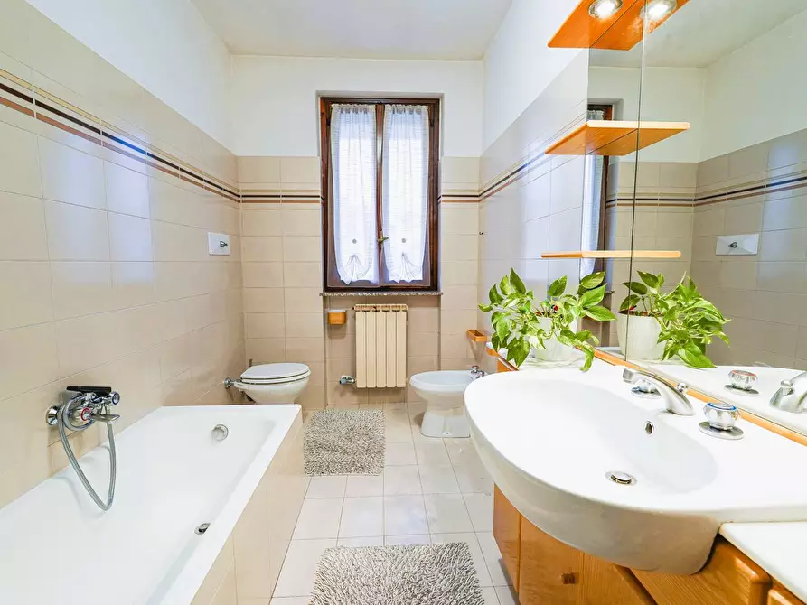 Immagine 19 di Appartamento in vendita  in VIA CADORNA 110 a Treviolo