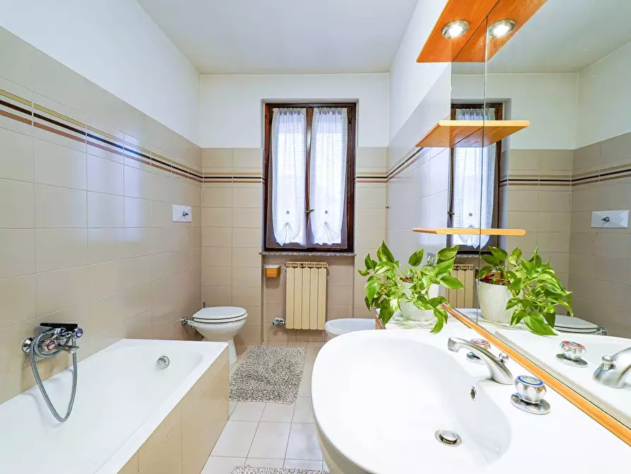 Immagine 21 di Appartamento in vendita  in VIA CADORNA 110 a Treviolo