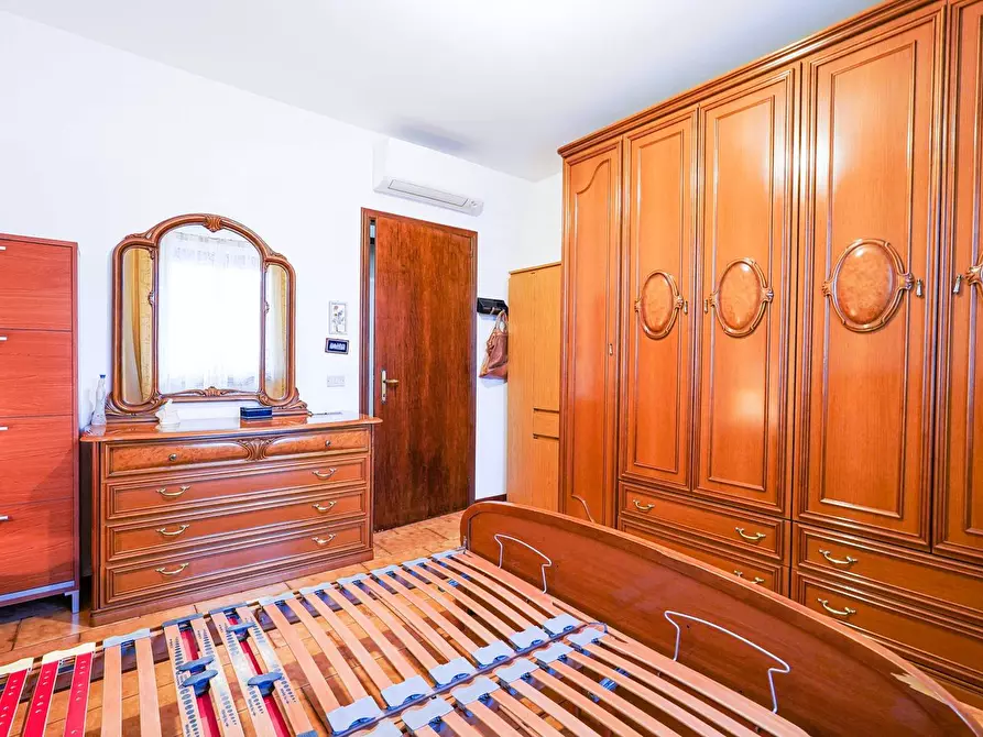 Immagine 33 di Appartamento in vendita  in VIA CADORNA 110 a Treviolo