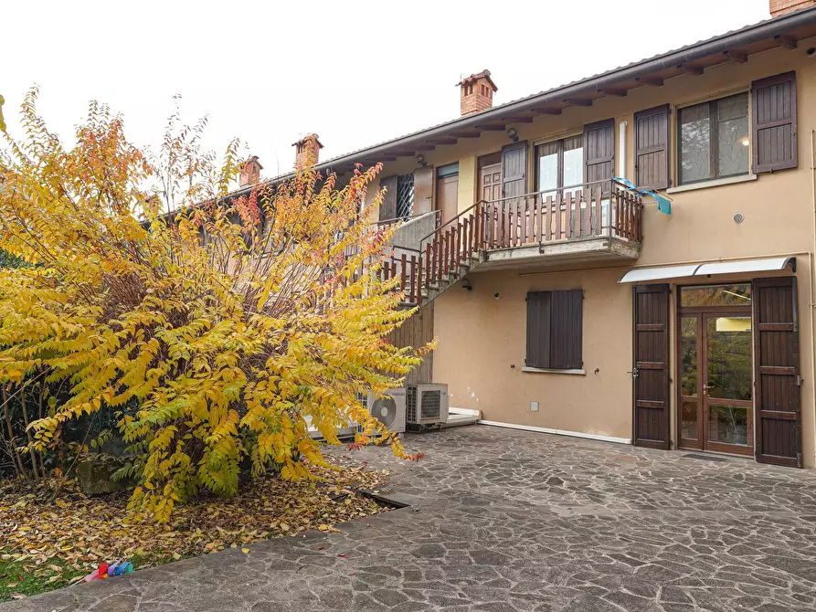 Immagine 41 di Appartamento in vendita  in VIA CADORNA 110 a Treviolo