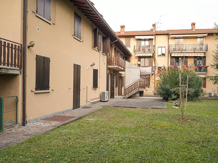 Immagine 45 di Appartamento in vendita  in VIA CADORNA 110 a Treviolo