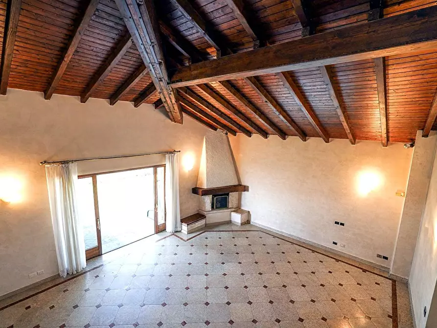 Immagine 7 di Villa in vendita  in Via Valle 1 a Bergamo