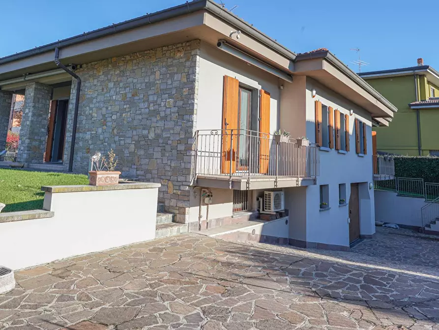 Immagine 8 di Villa in vendita  in SCARPAVENTO 1 a Spirano