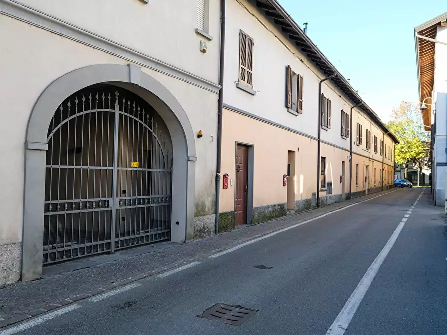 Immagine 41 di Magazzino in vendita  in DONIZETTI 6 a Romano Di Lombardia