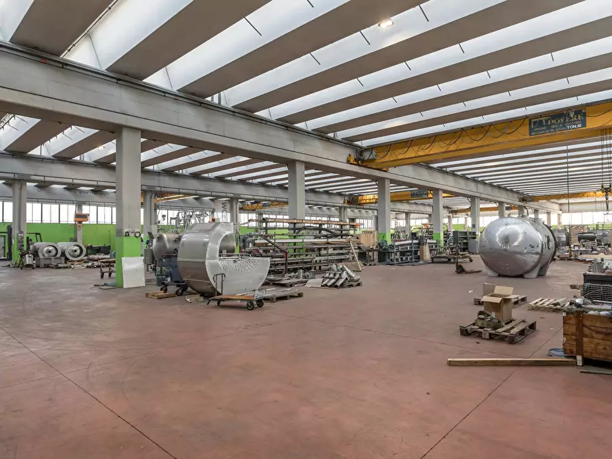 Immagine 14 di Capannone industriale in vendita  in via provinciale a Urgnano