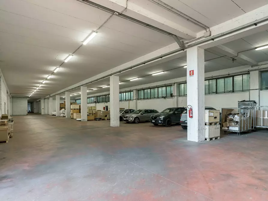 Immagine 16 di Capannone industriale in vendita  in via provinciale a Urgnano
