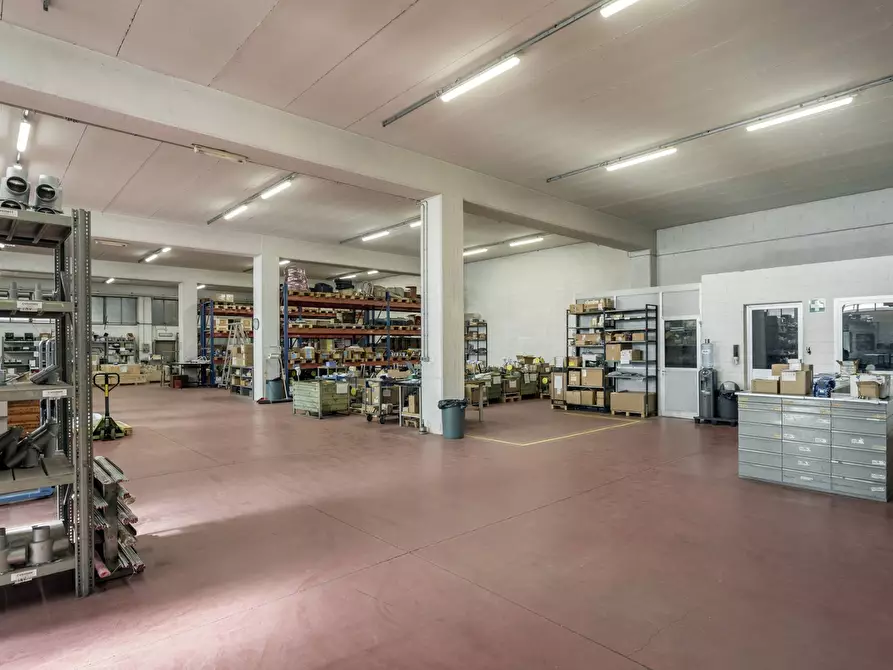 Immagine 23 di Capannone industriale in vendita  in via provinciale a Urgnano