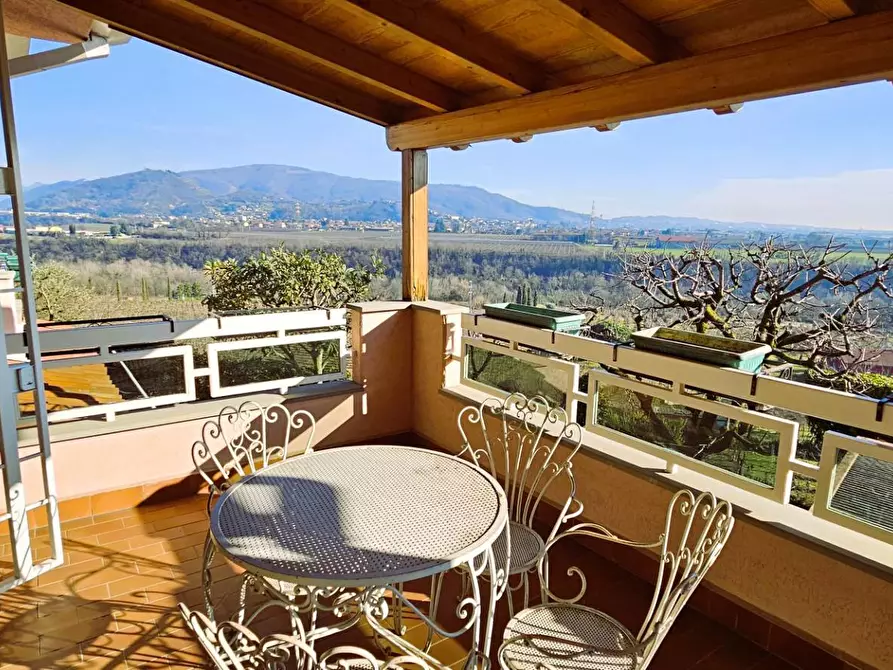 Immagine 7 di Villa in vendita  in San Rocco 26 a Castelli Calepio