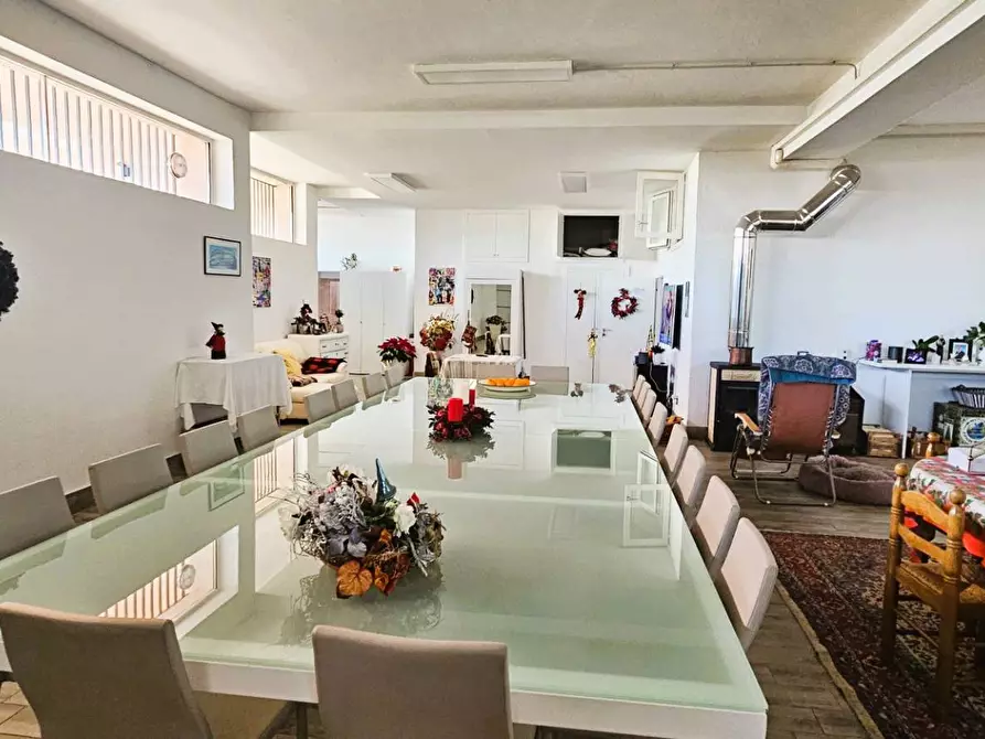 Immagine 25 di Villa in vendita  in San Rocco 26 a Castelli Calepio