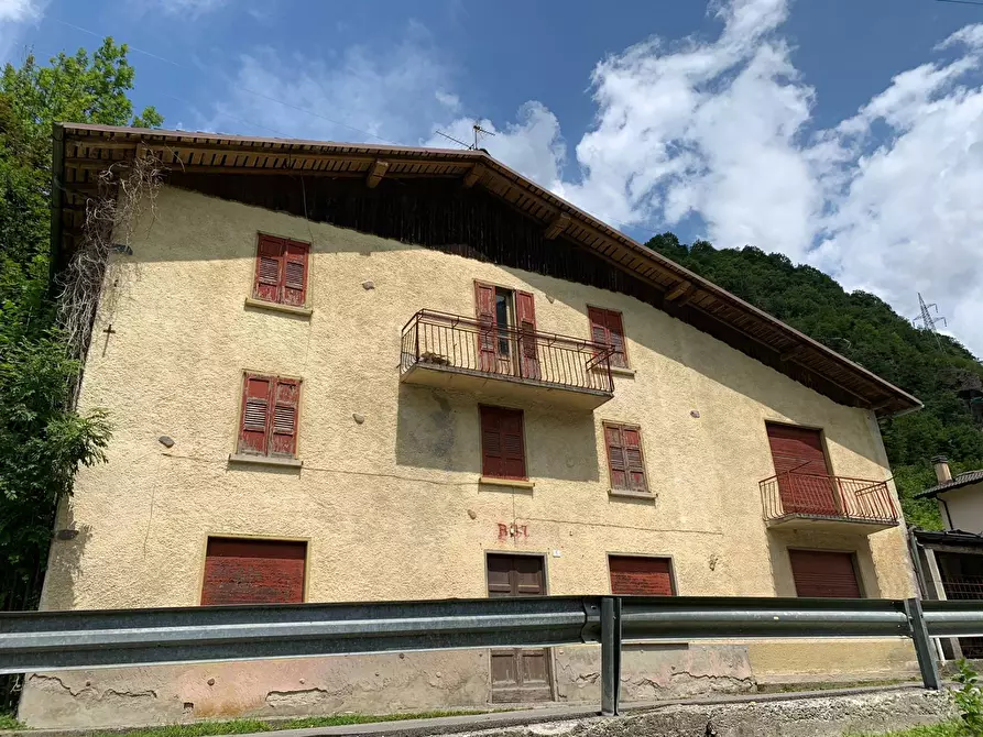 casa indipendente in vendita ad Algua