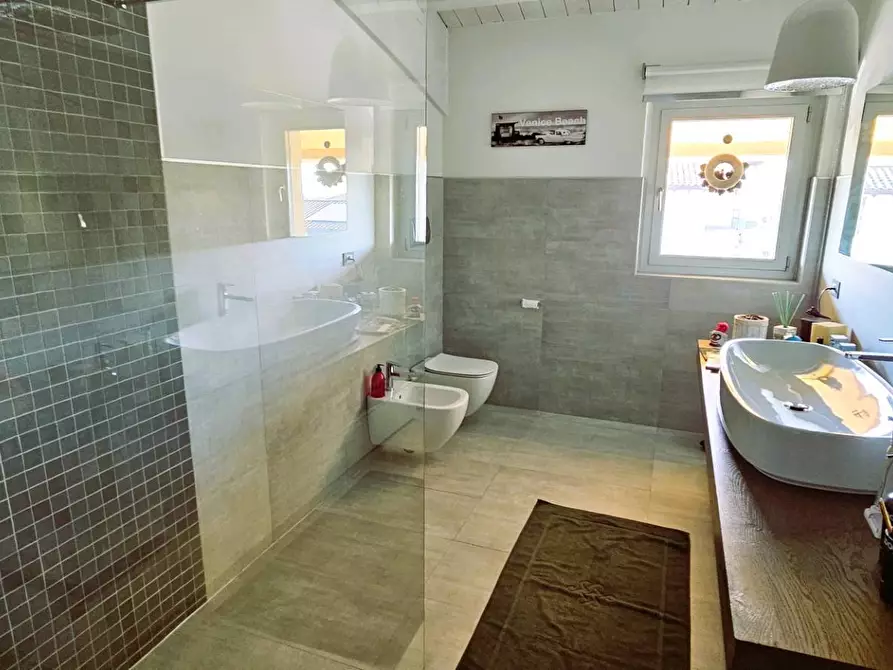 Immagine 16 di Appartamento in vendita  in via dei Mille 77a a Castelli Calepio