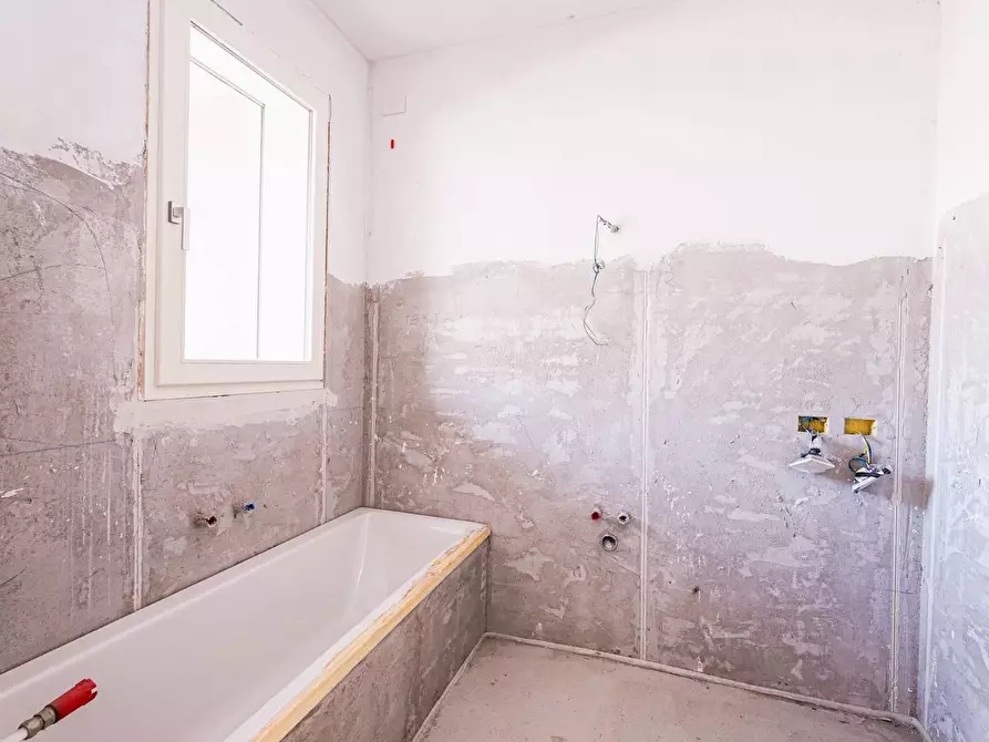 Immagine 17 di Appartamento in vendita  in via Mazzini a Treviolo