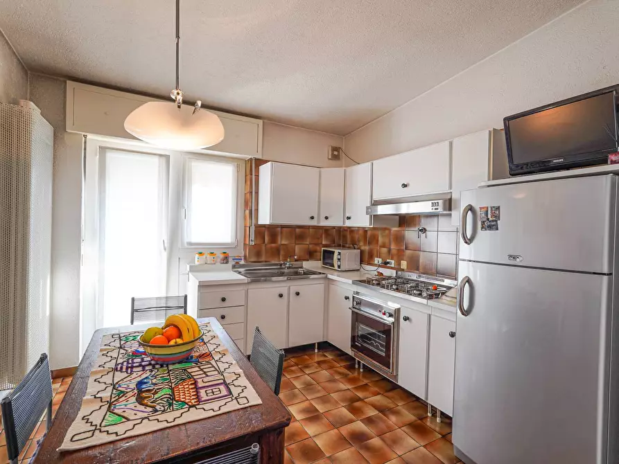 Immagine 36 di Casa indipendente in vendita  in VIA PAPA GIOVANNI XXIII 55 a Azzano San Paolo