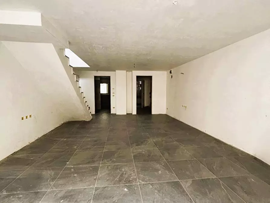 Immagine 25 di Villa in vendita  in Via Mazzini 10 a Treviolo