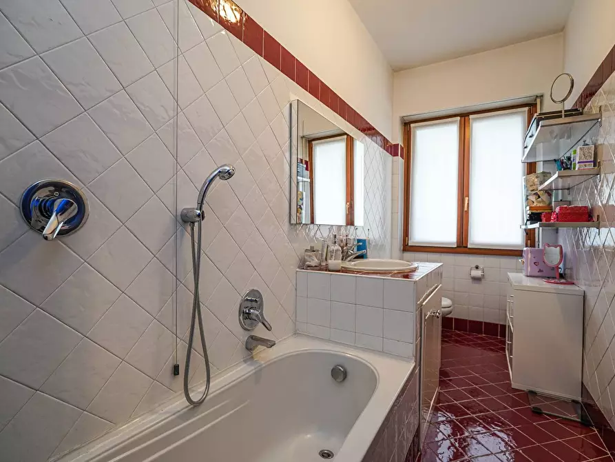 Immagine 44 di Appartamento in vendita  in Via Mazzini 16 a Bergamo