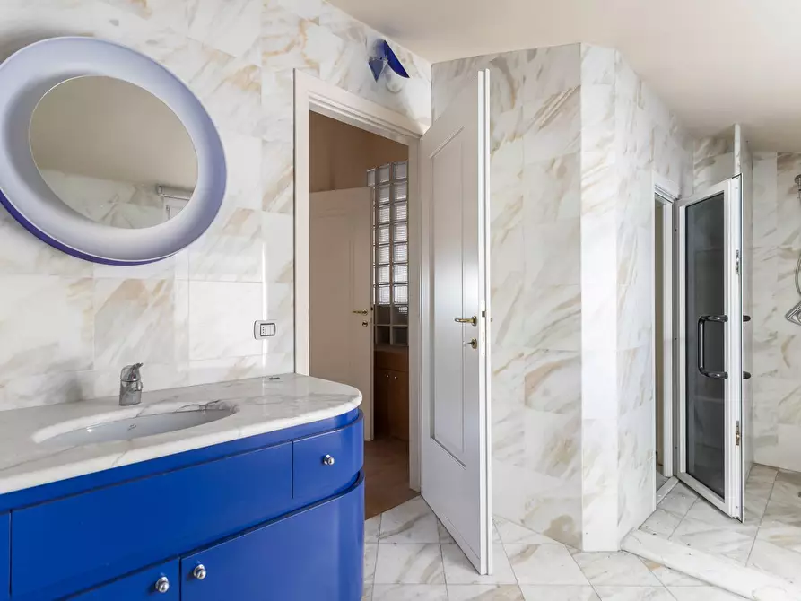 Immagine 25 di Casa semindipendente in vendita  in via Provinciale 581 a Urgnano