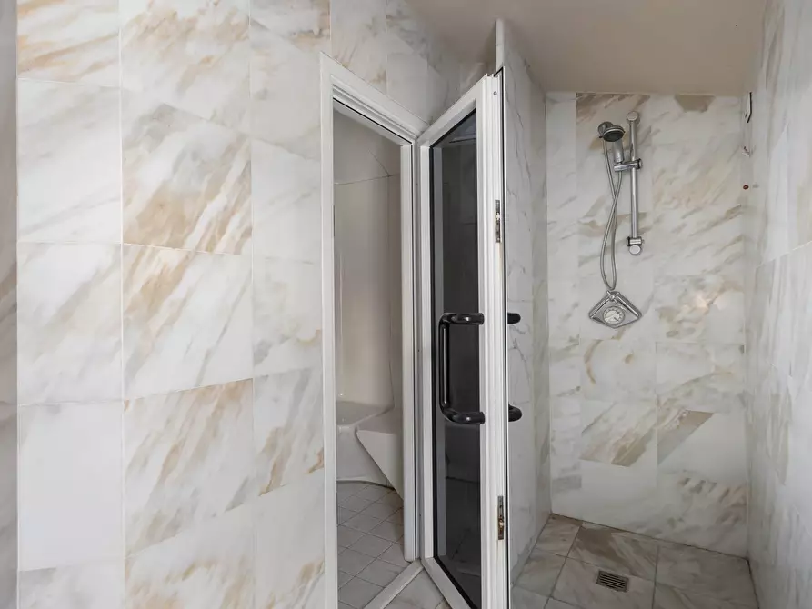 Immagine 27 di Casa semindipendente in vendita  in via Provinciale 581 a Urgnano