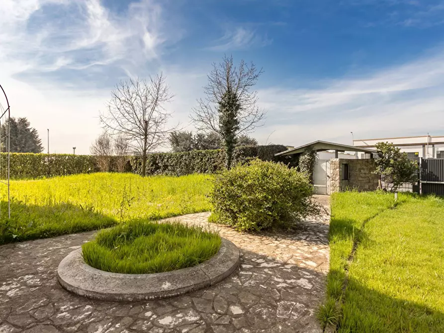 Immagine 6 di Casa semindipendente in vendita  in via Provinciale 581 a Urgnano