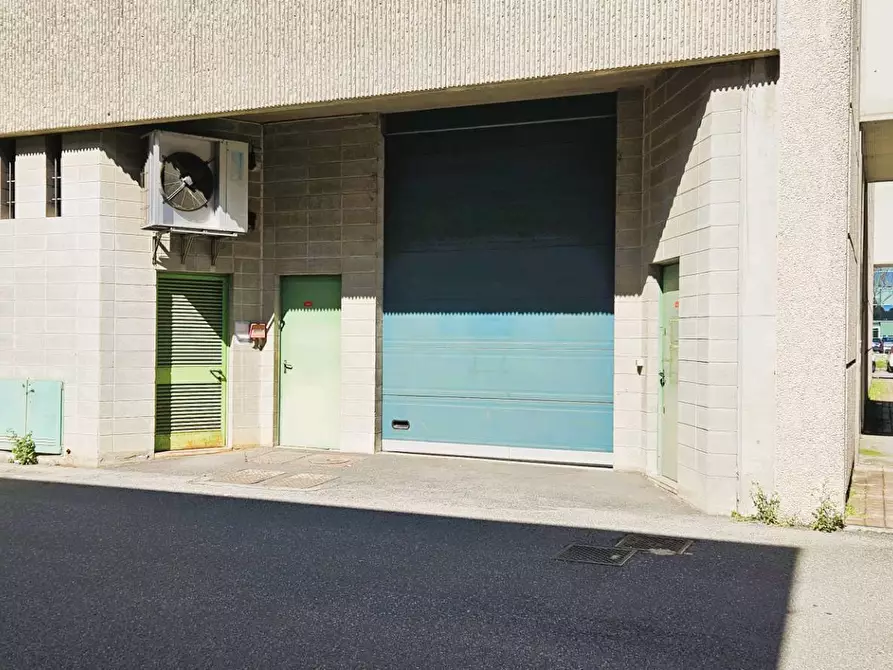Immagine 37 di Capannone industriale in vendita  in Via A. Ponti 12 a Bergamo