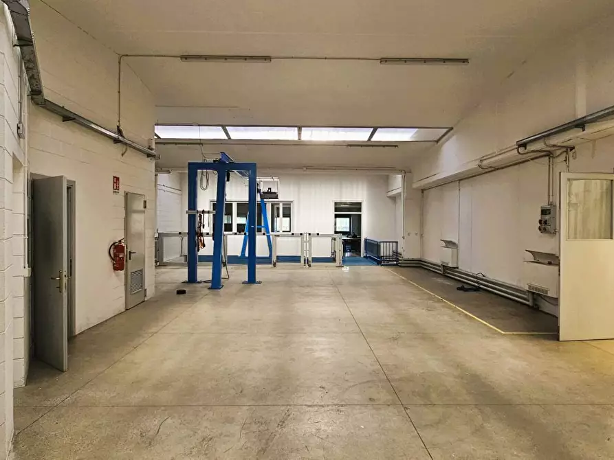 Immagine 10 di Capannone industriale in vendita  in Via A. Ponti 12 a Bergamo