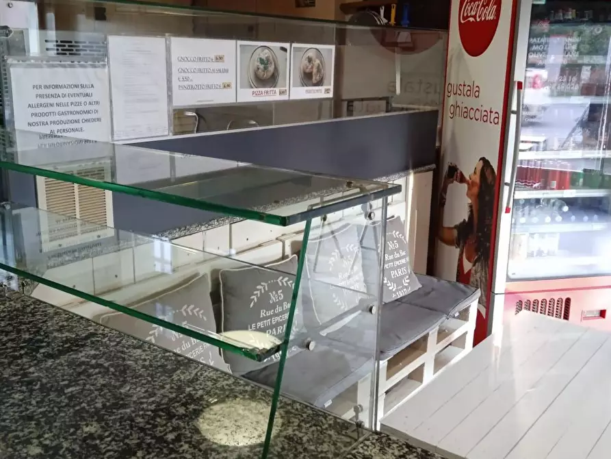 Immagine 4 di Attività commerciale in vendita  in via Circonvallazione 32 a Cornate D'adda