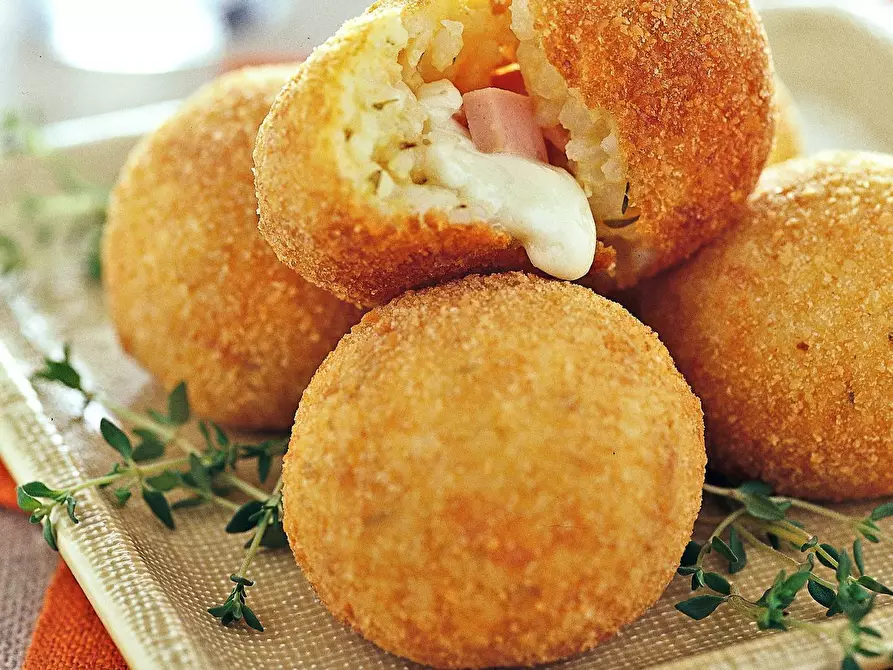 Immagine 2 di Attività commerciale in vendita  in via Circonvallazione 32 a Cornate D'adda