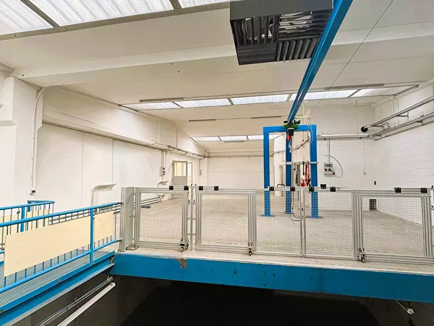 Immagine 30 di Capannone industriale in vendita  in Via A. Ponti 12 a Bergamo