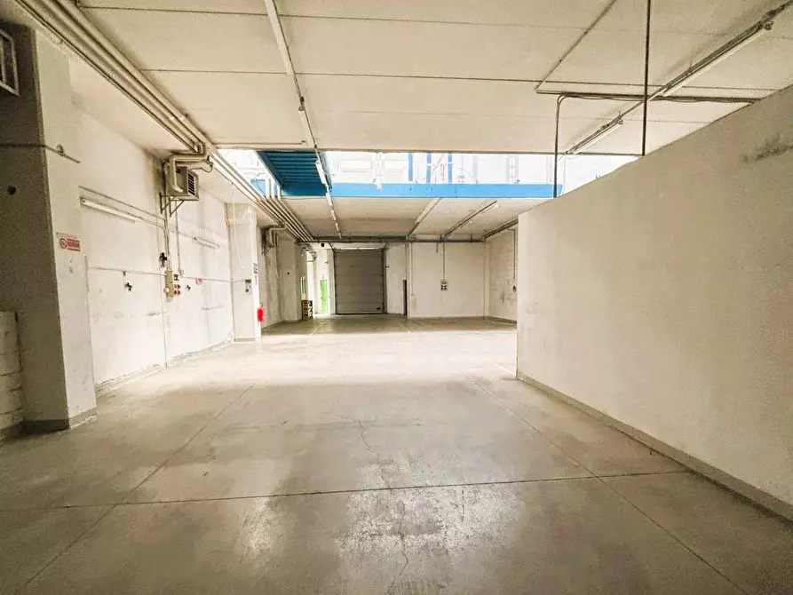 Immagine 6 di Capannone industriale in vendita  in Via A. Ponti 12 a Bergamo