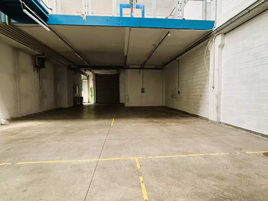 Immagine 5 di Capannone industriale in vendita  in Via A. Ponti 12 a Bergamo