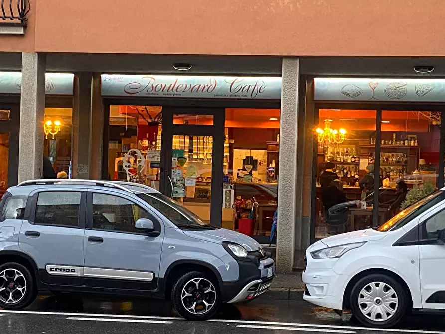 Immagine 1 di Bar / Ristorante in vendita  in via Milesi 31 a Villa D'almè