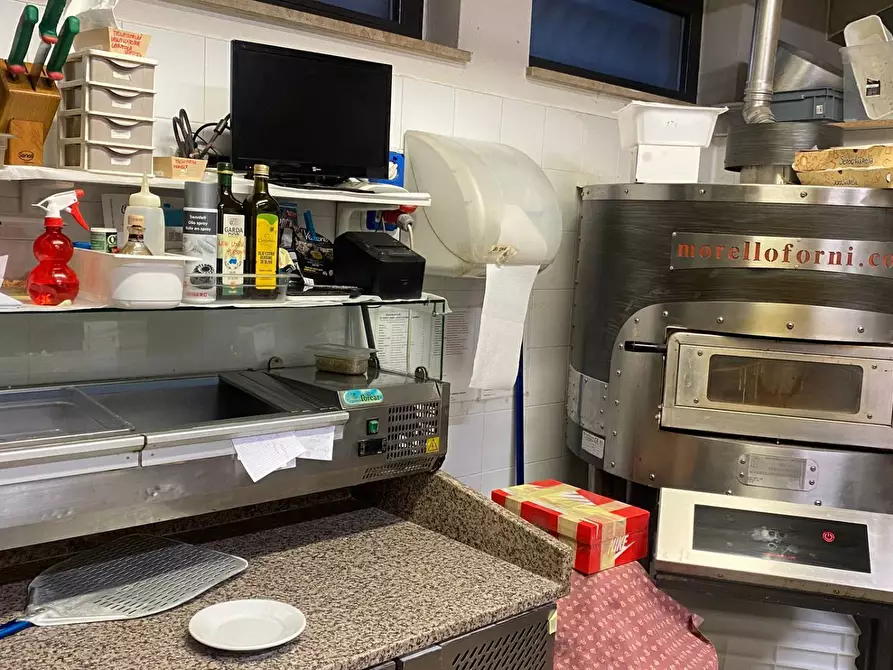 Immagine 8 di Bar / Ristorante in vendita  in via Milesi 31 a Villa D'almè