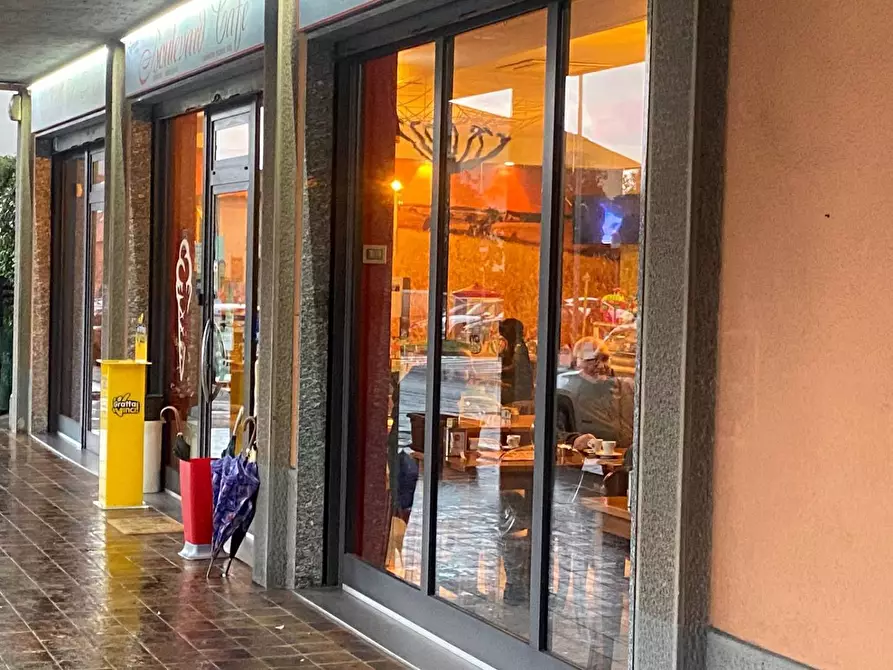 Immagine 7 di Bar / Ristorante in vendita  in via Milesi 31 a Villa D'almè