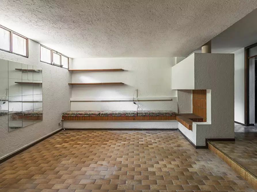 Immagine 39 di Villa in vendita  in via Zavaritt 200 a Gorle