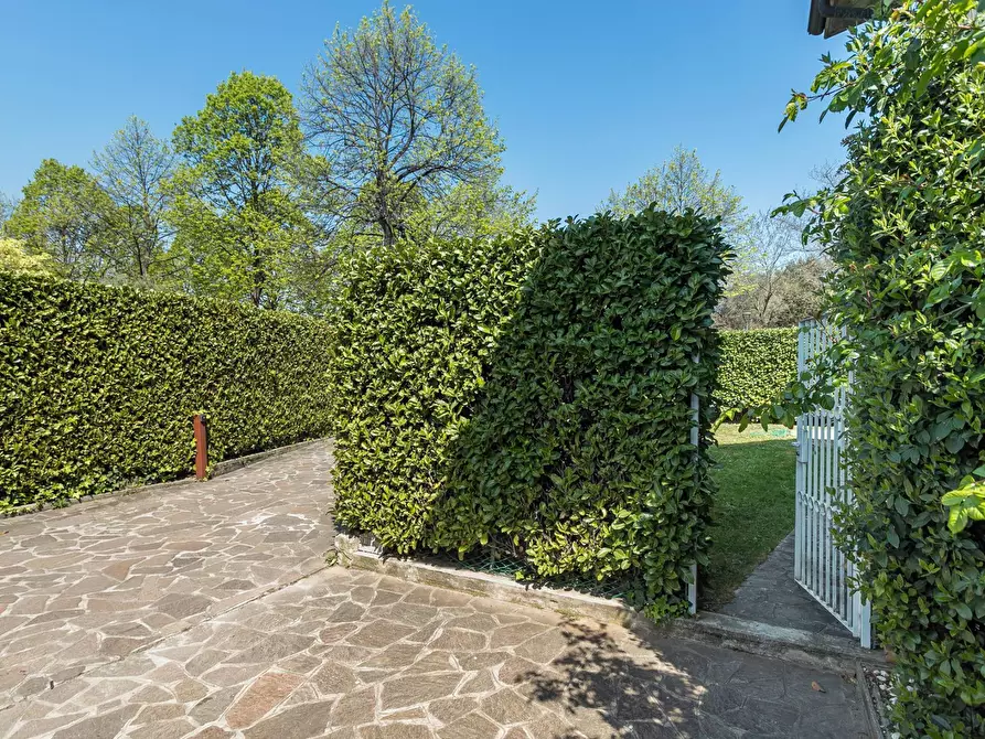 Immagine 44 di Villa in vendita  in via Zavaritt 200 a Gorle