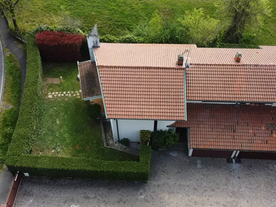 Immagine 55 di Villa in vendita  in via Zavaritt 200 a Gorle